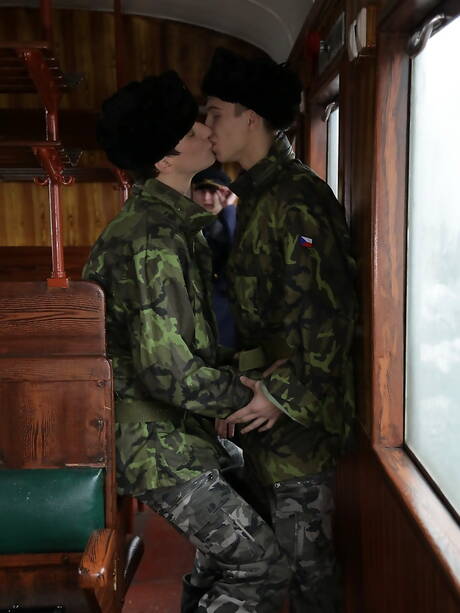 Czech pornstars beefcake Benjamin Dunn and beefcake Sven Laarson fuck ass after sucking