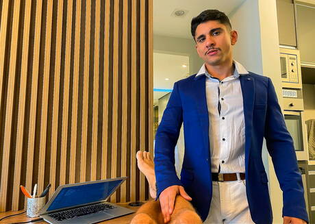 Latino stud Lucas Mancinni fuck ass after sucking dick in bathroom