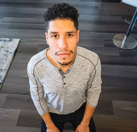 Hunk Jay Roman and canadian husky guy Romeo Davis fuck ass after sucking