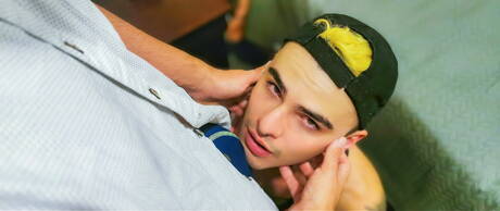 Der junge Pantera Chill und der Twink Tito Costa haben guten Sex