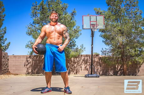 Aiden Woods and american gay bear Colby Jansen sucking and fucking each other at pool