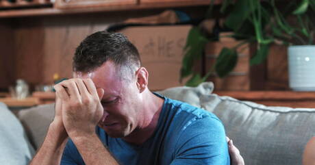 Die amerikanischen Stars Pierce Paris und Johnny Moon haben einen harten Analsex