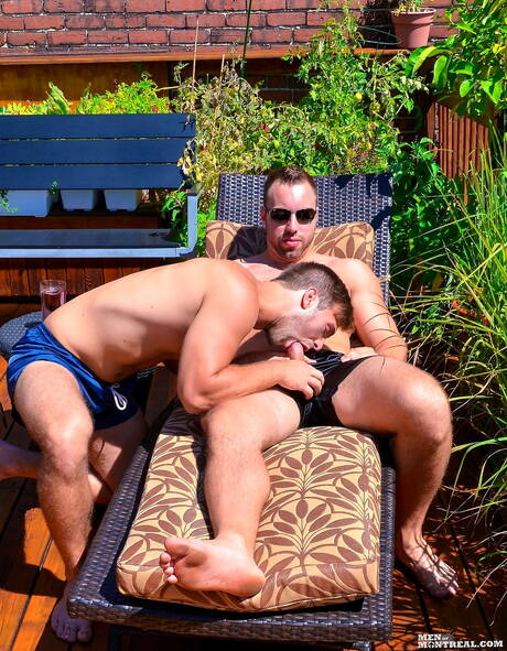 Mięsisty Gabriel Clark i krzepki facet Alec Leduc ruchają się w dupę po ssaniu kutasa na zewnątrz