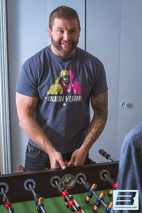 Hot american guys bear Colby Jansen and hairy stud Cory Kane in hot ass bang