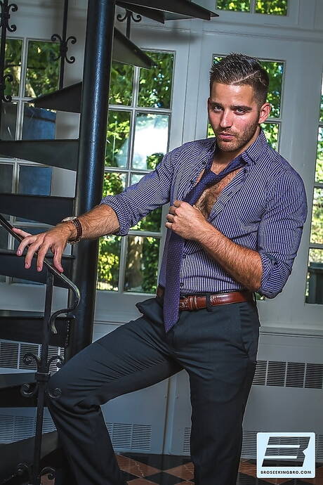 Pretty american guys gay bear Jackson Grant and hairy bear Colby Jansen in hot homosexual action