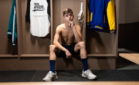 Nette amerikanische Jungs, der junge Joey Mills und der Superhengst Johnny Donovan in heißer homosexueller Action