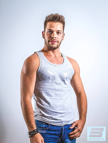 Well-built Kevin David and american gay bear Colby Jansen in hard anal sex