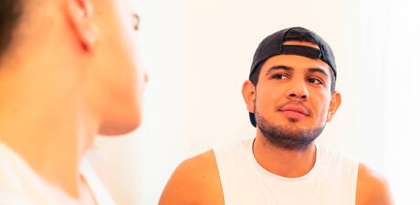 Beefcake Darenger Mccarthy e il robusto Jake Nobello si godono un bel sesso orale