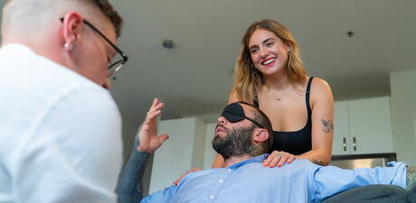 Canadian bear Markus Kage and canadian young Marco Bianchi in hot homosexual scene