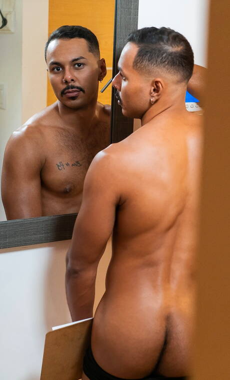 Superhengst Milo Madera und Strongman Tayler Tash beim harten Analsex