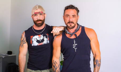 Hot americans, hairy bear Jake Nicola and strong bull Vince Parker in blowjob scene