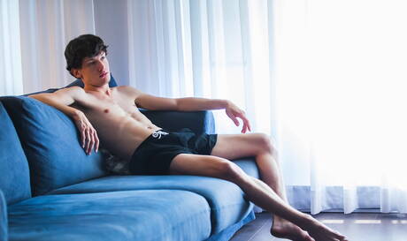 加拿大小夥Edward Terrant和加拿大熊Markus Kage在吸吮雞巴後操屁股