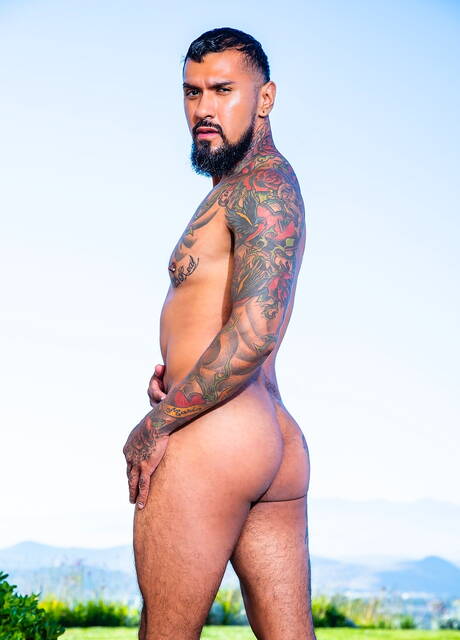 Gorący amerykańscy faceci, Boomer Banks i umięśniony Damien Stone uprawiają dobry seks analny w basenie Gorący amerykańscy faceci, Boomer Banks i umięśniony Damien Stone uprawiają dobry seks analny w basenie