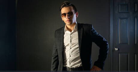 Der kanadische Hengst Collin Lust und der junge Russe Lev Ivankov lutschen und vögeln sich gegenseitig