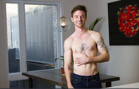 Canadian bodybuilder Ace Quinn and beefcake Linus Gray in hot homosexual action in kitchen