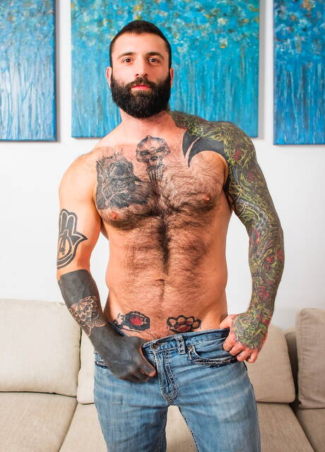 Hot boysEthan Chase, Markus Kage and Milo Madera drilling an ass