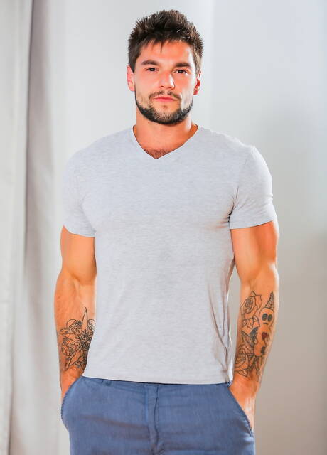 Masqulin: Tough guy Aspen and american hot bear Joel Someone in hot homosexual scene outside