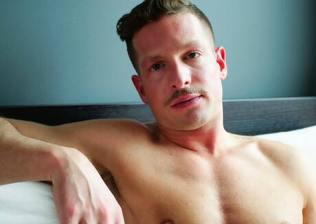 Masqulin: Canadian well-built Matthew Parker and american husky guy Pierce Paris sucking and fucking each other