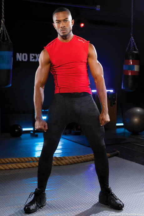 Zod Blakk and black well-built Sean Xavier in black on white sex