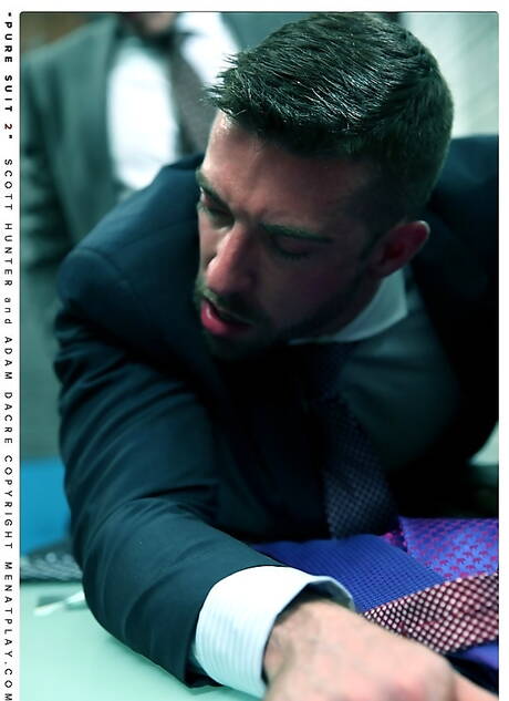 De gespierde Adam Dacre en superstud Scott Hunter hebben een hete sekservaring