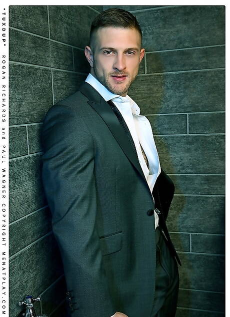 Amerikaanse sterke stier Paul Wagner en Australische volwassen beer Rogan Richards neuken kont na het zuigen van een lul