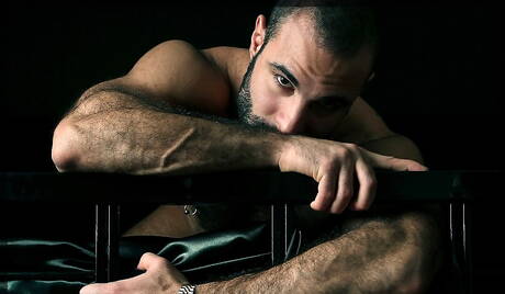 Muscular Paco jerk off