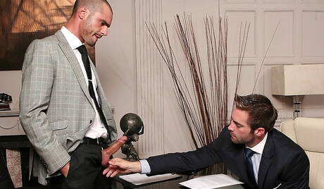 Men At Play: Hunk Issac Jones and muscular Jake Genesis fuck ass after sucking