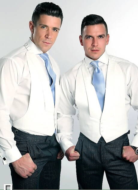 Engelse, goed gebouwde Paddy Obrian en Amerikaanse hengst Trenton Ducati in harde anale seks