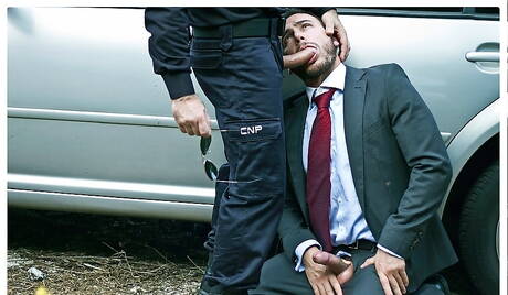 Edu Boxer 和西班牙帥哥 Gabriel Vanderloo 在戶外熱戀