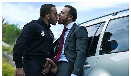 Edu Boxer and spanish hunky guy Gabriel Vanderloo love each other outdoor