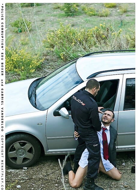 Edu Boxer and spanish hunky guy Gabriel Vanderloo love each other outdoor