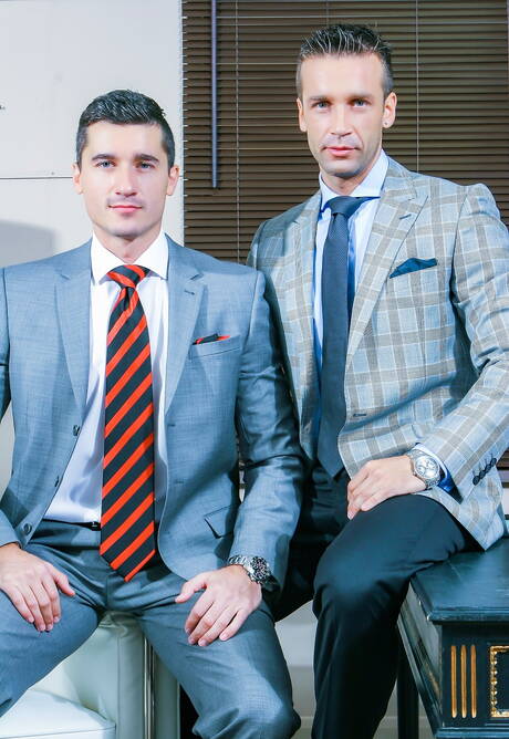 bonitão Hugo Martin e o bonitão eslovaco Jay Roberts transam depois de chupar o pau