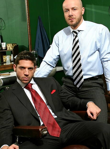 Men At Play: Beefcake Axel Brooks and hunk Nathan Price in hard anal sex