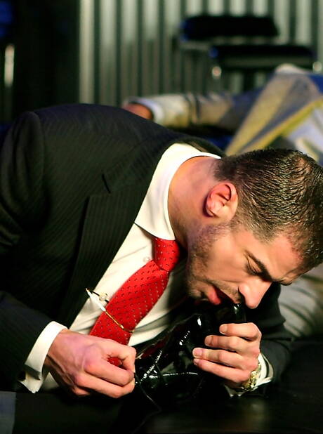 Gays maduros e sérios Alex Parry, Carlos Caballero, Patrik lambendo bundas e chupando paus grandes