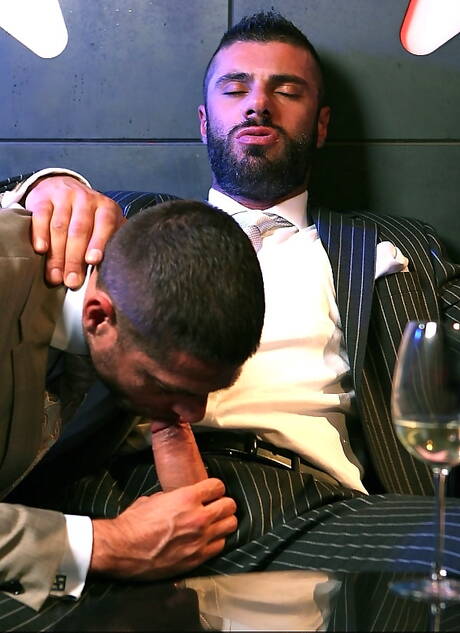 Shameless buddies Alex Marte, Axel Brooks and Scott Hunter in hard 3some sex