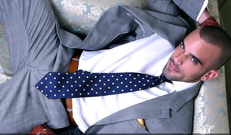 American husky guy Damien Crosse having a pleasure