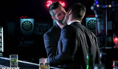 Der spanische Gay-Bär Dani Robles und Isaac Eliad haben guten Analsex