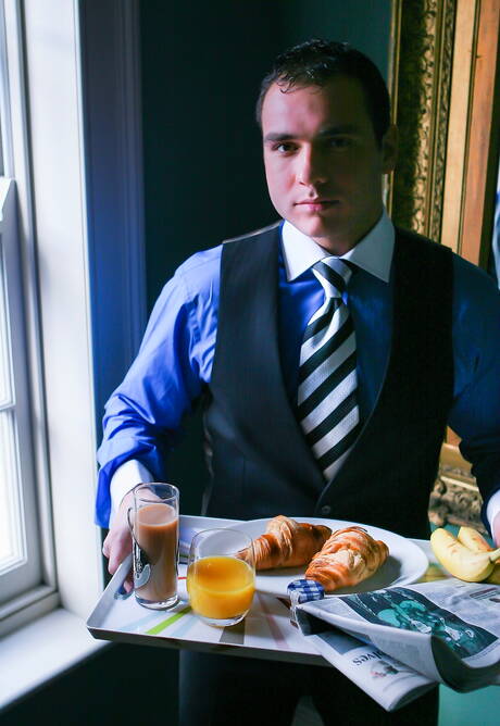 Der hinreißende Typ Eddie Diaz und der hinreißende Steve Hunt ficken nach dem interracialen Saugen in den Arsch