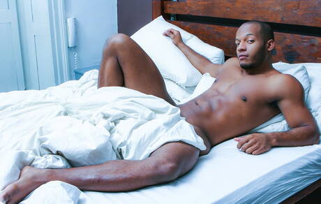 Gorgeous dude Eddie Diaz and gorgeous guy Steve Hunt fuck ass after interracial sucking