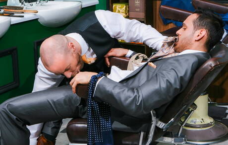 性感小夥 Marco Wilson 和帥哥 Nathan Price 相親相愛