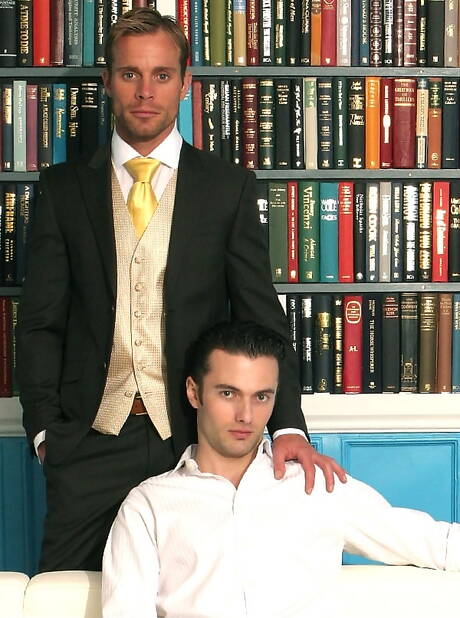 Mięśniak Justin Harris i mięśniak Neil Stevens ruchają się po ssaniu kutasa