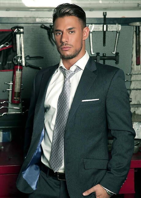 Men At Play: Latino-Bulle Emir Boscatto und Sergyo lieben sich