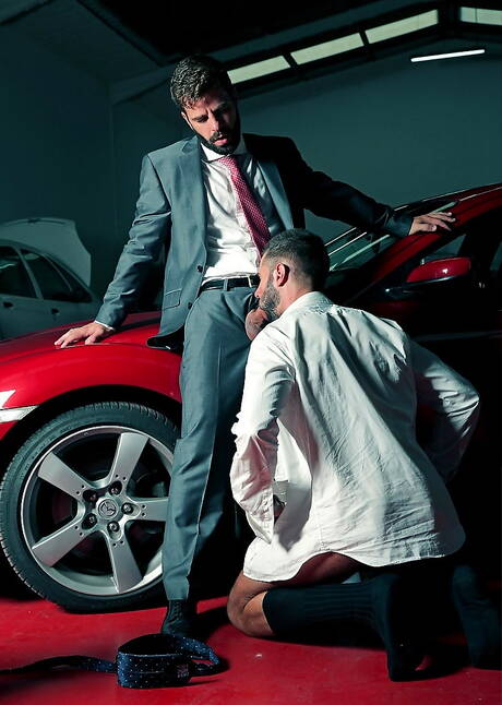 Spanish hot bear Dani Robles and portuguese well-built Hector De Silva fuck ass after blowjob