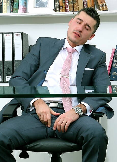 Men At Play: Slovak well-built Jay Roberts likes to be roped