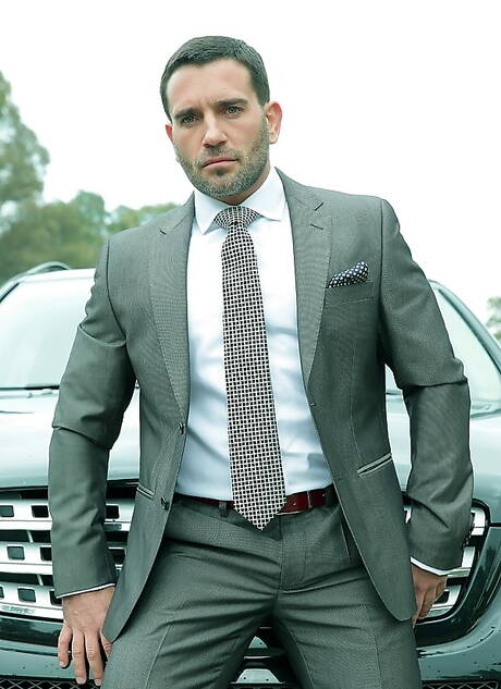 Beefy Edu Boxer and strongman Robbie Rojo fuck ass after blowjob outside