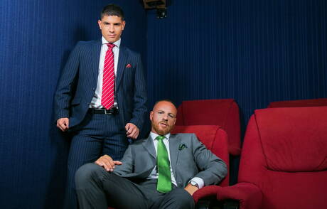 Der attraktive Bastian Karim und der Muskelprotz Leo Rosso haben Analsex