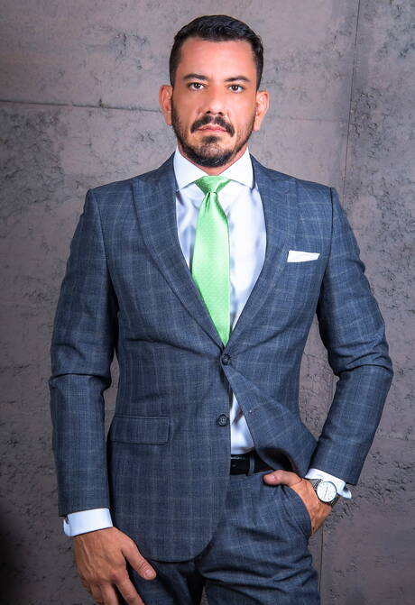 Der sinnliche Junge Cole Keller und der hinreißende Typ Joe Gillis haben Analsex in der Dusche