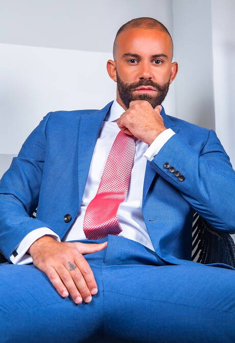 Men At Play: Superstud Bruno Max and hunky guy Logan Moore fuck ass after sucking