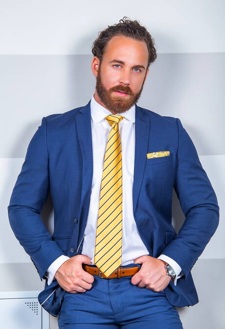 Superstud Bruno Max and hunky guy Logan Moore fuck ass after sucking