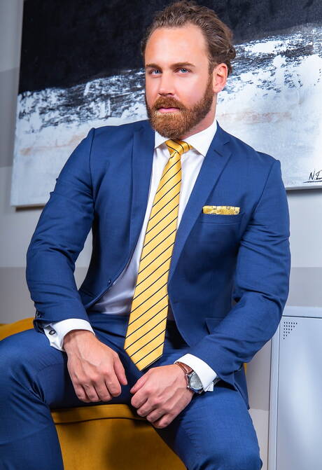 Superstud Bruno Max and hunky guy Logan Moore fuck ass after sucking